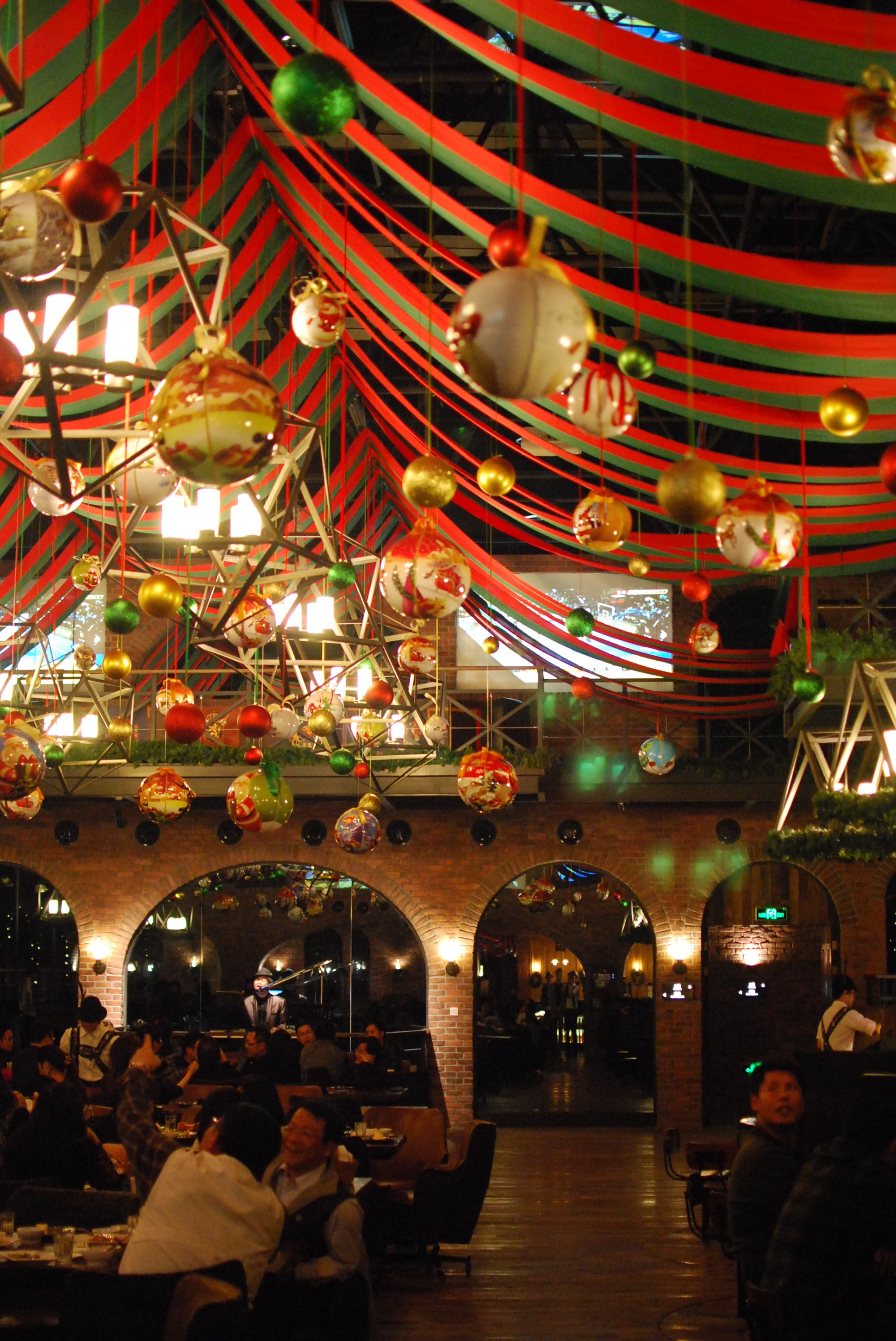 苏州鸿麦餐饮有限公司招聘信息_最佳东方