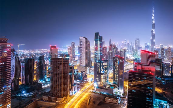 阿联酋--世界的度假中心、购物中心 - 最佳东方